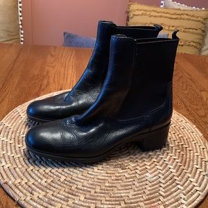 Black Leather Chelsea Boot, 7.5